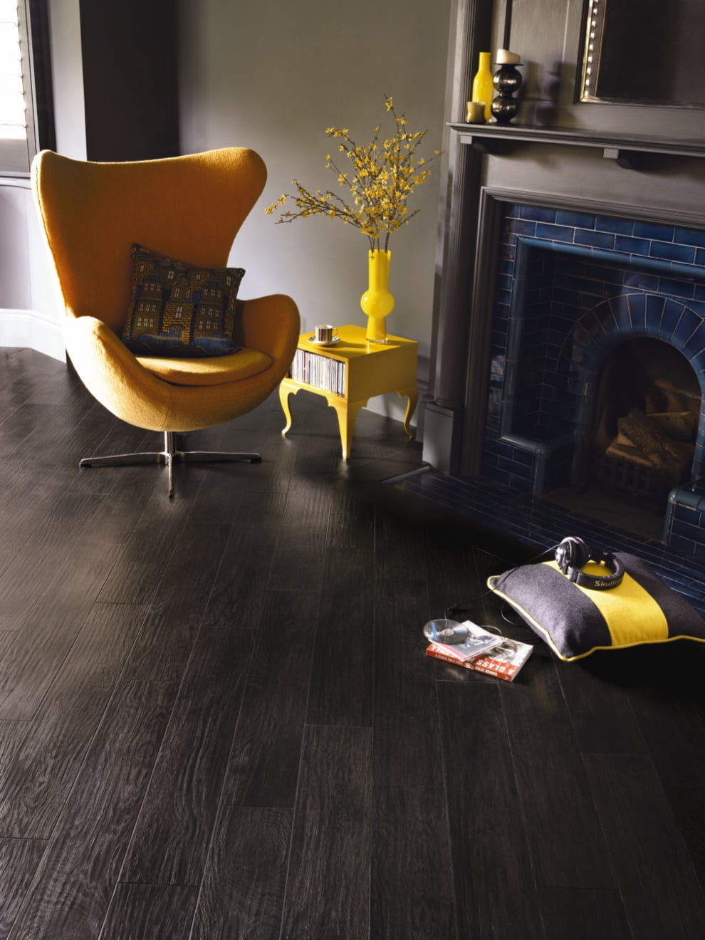 Luxury Vinyl Tiles, Karndean, Midnight Oak