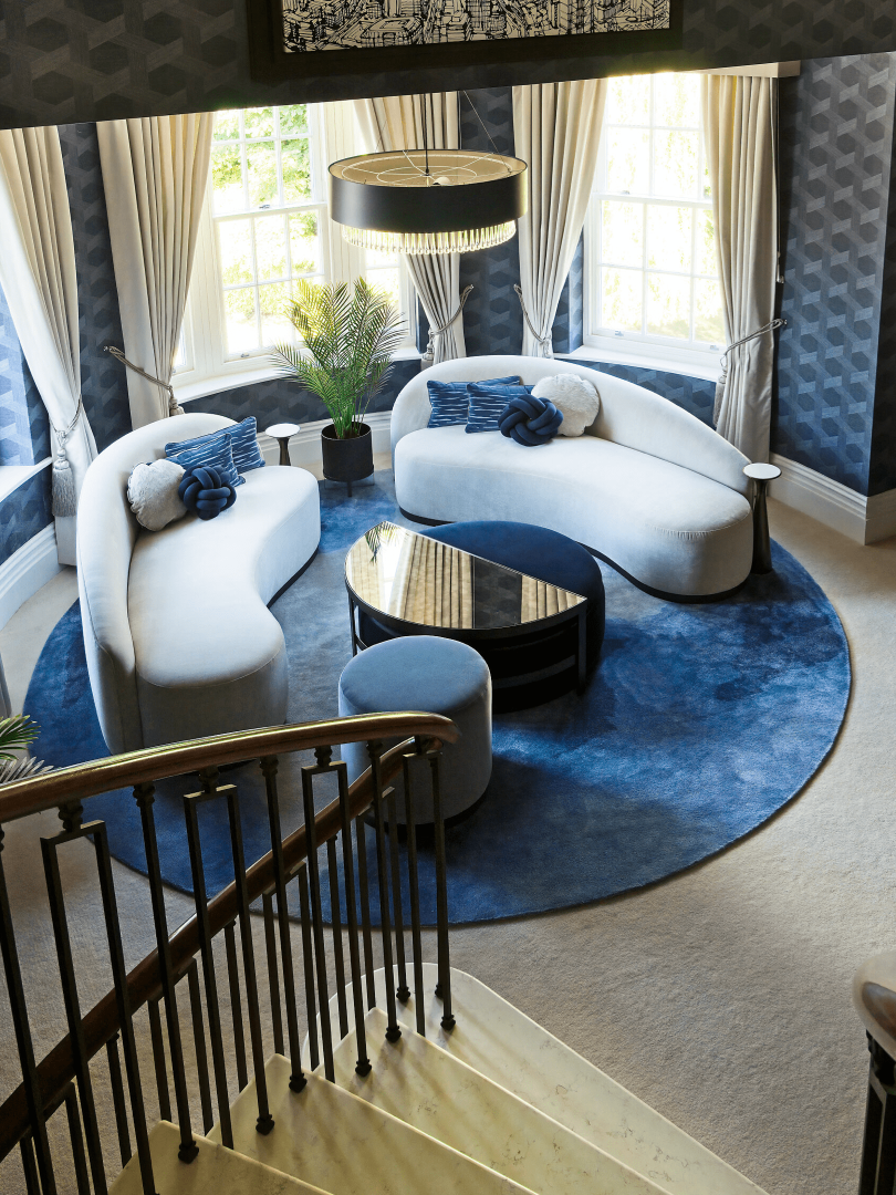 rugs-david-conrant-custom-rug-royal-blue-oval@2x
